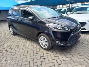 Toyota Sienta 1.5 FWD (6-seater) 2019 Purple