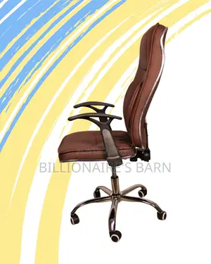 Minimal Ergonomic Executive Leather Chair — Breathable in Hot Weather
