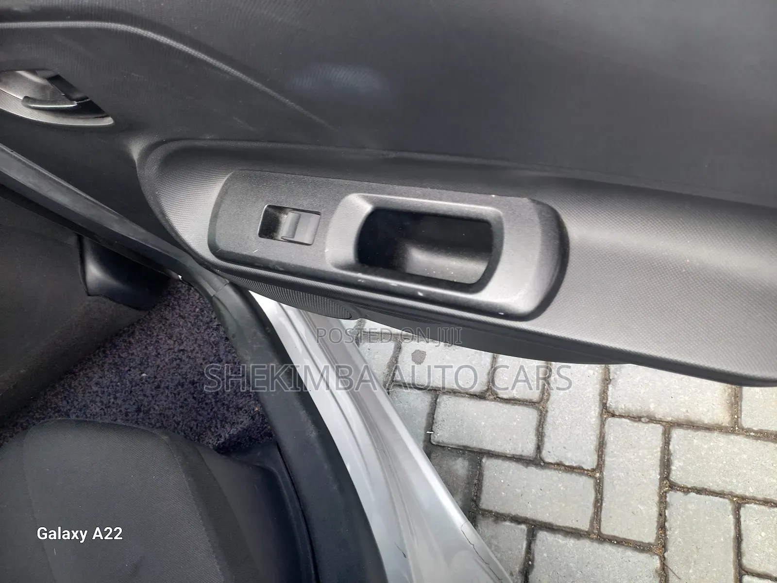 Toyota Aqua 2019 Silver