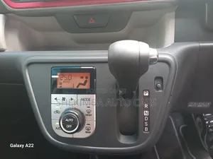 Toyota Passo 1.0 FWD 2019 Green