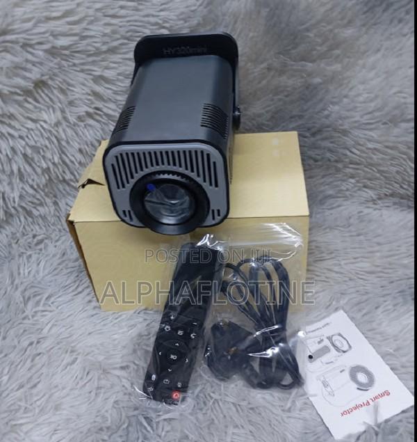 Hy320 Mini Portable Projector 300 Ansi - main view