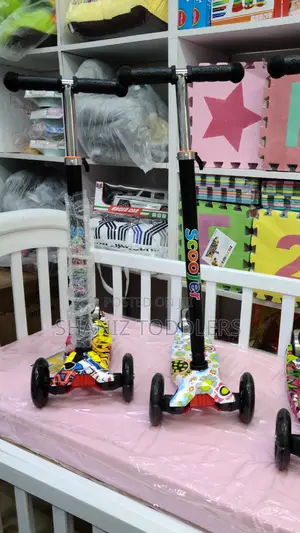 Foldable Adjustable Kids Scooter With Led Flashing Wheels