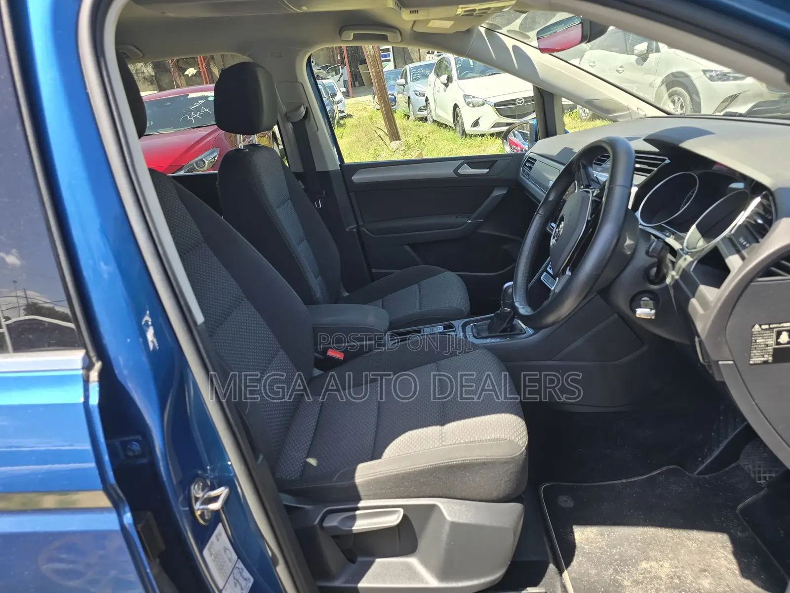 Volkswagen Touran 2018 Blue