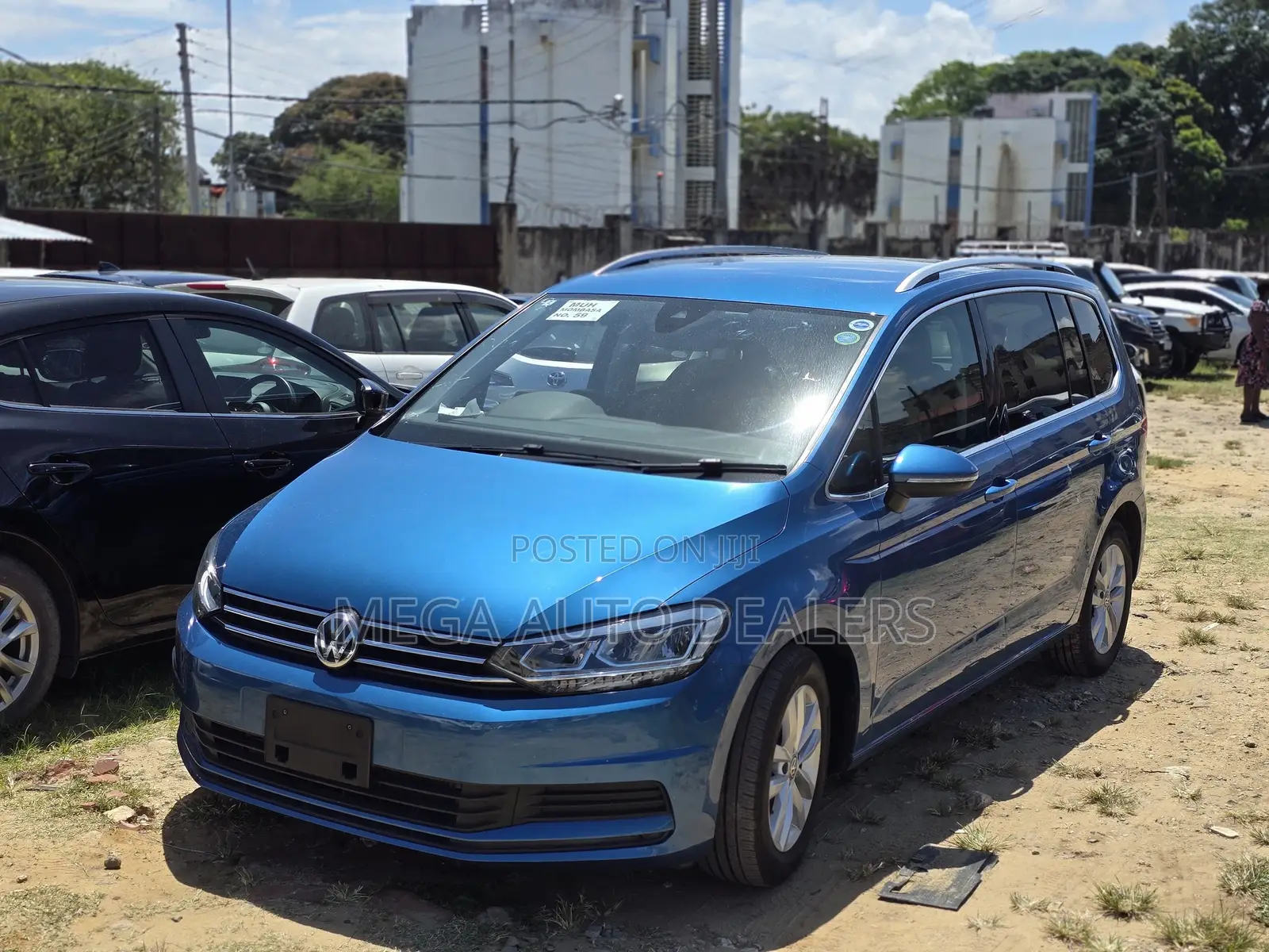 Volkswagen Touran 2018 Blue