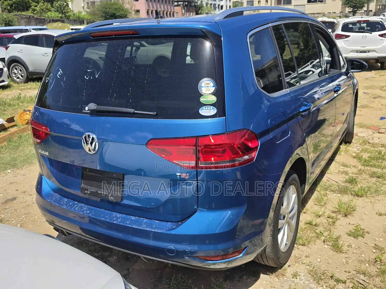 Volkswagen Touran 2018 Blue