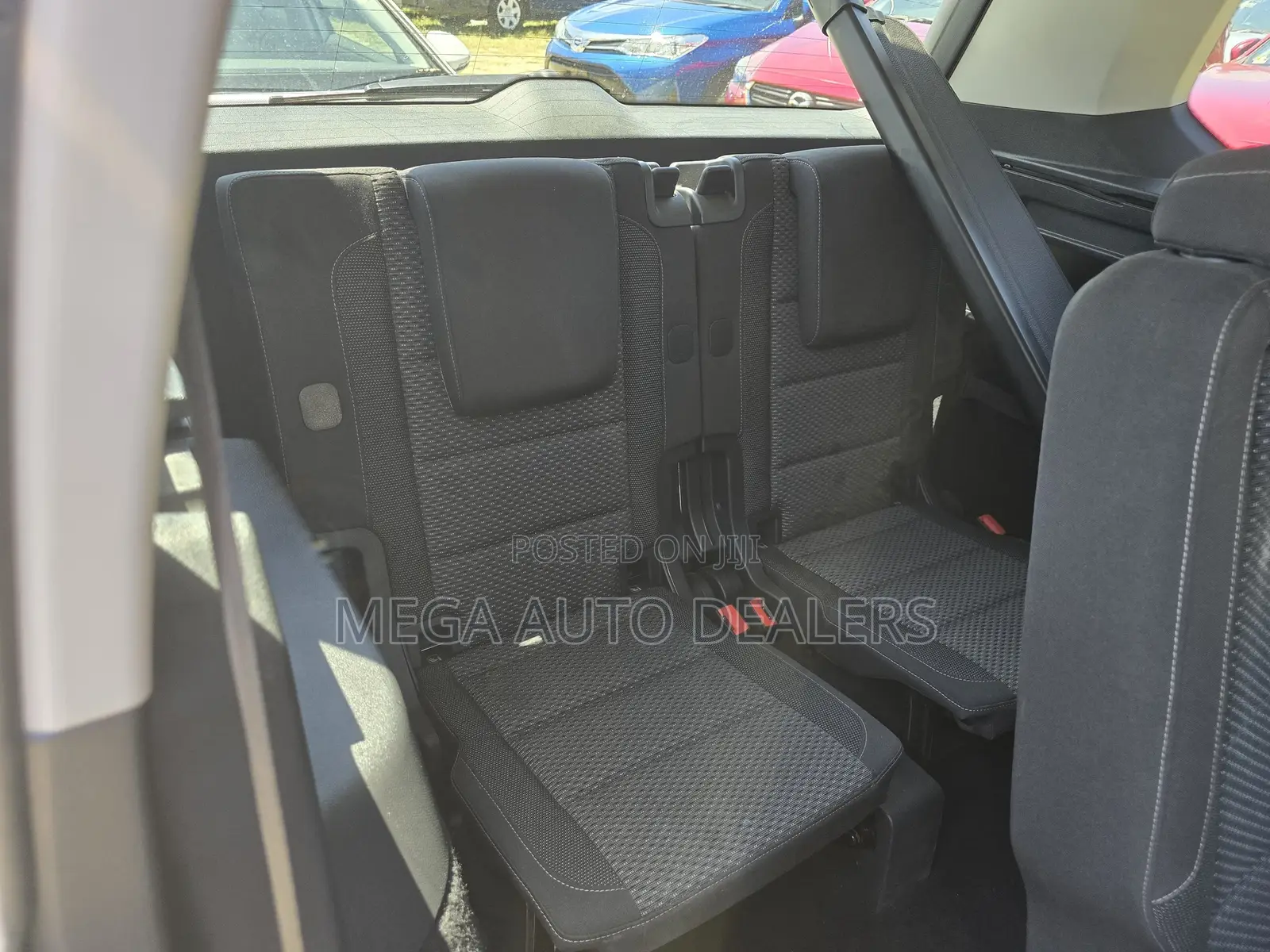 Volkswagen Touran 2018 Blue