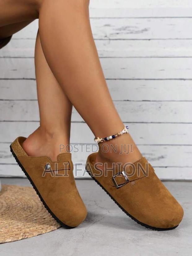 Ladies Clogs - thumbnail 2