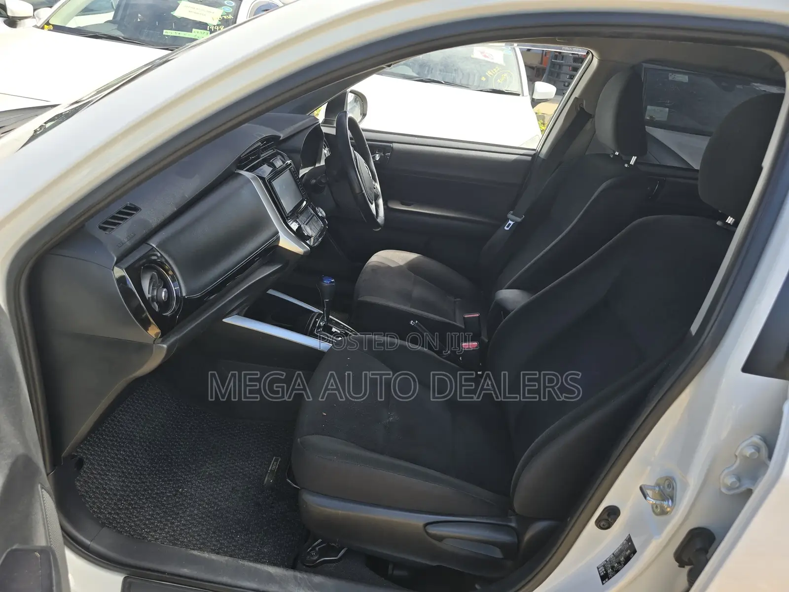 Toyota Corolla Fielder 2018 White