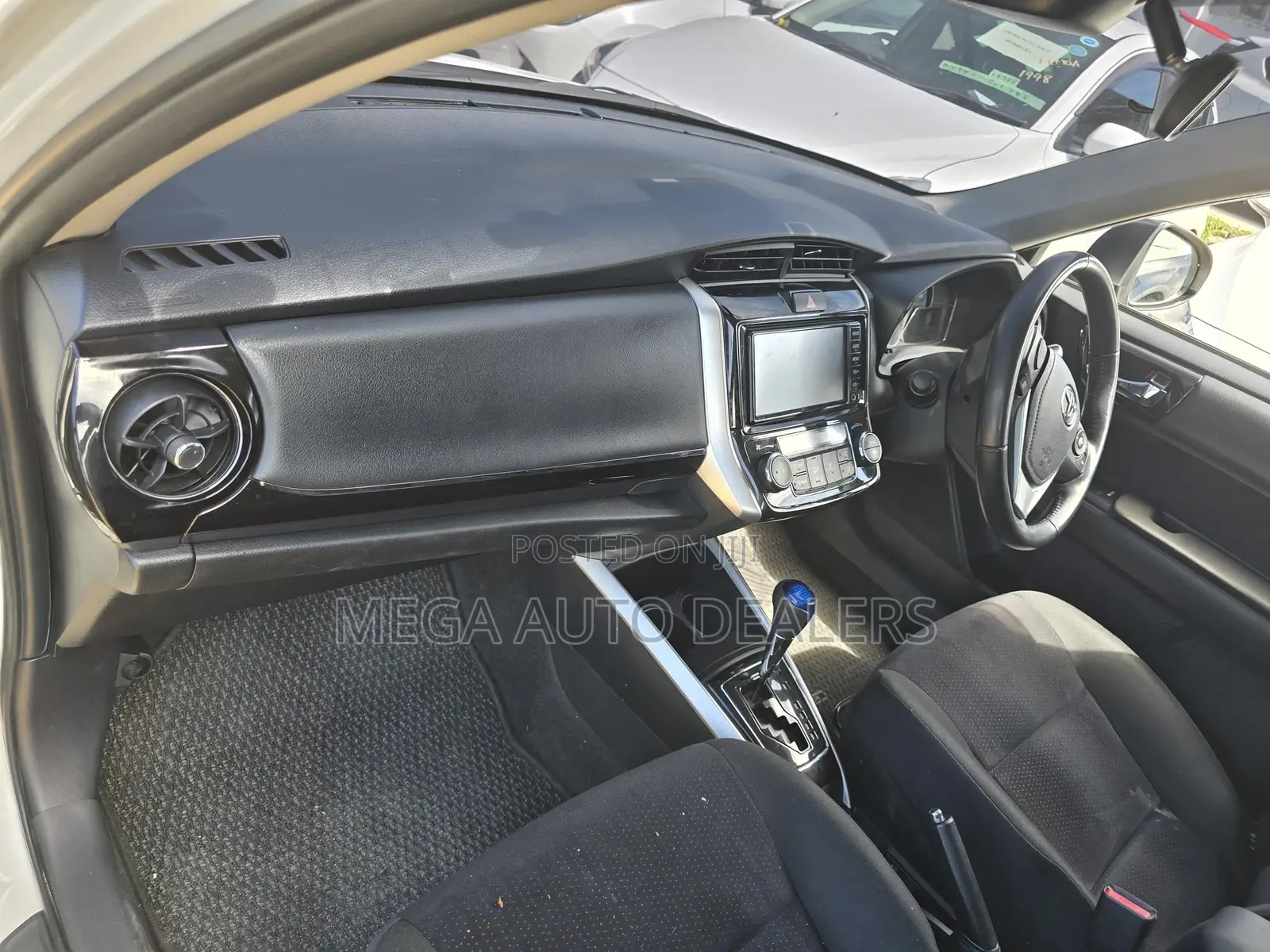 Toyota Corolla Fielder 2018 White