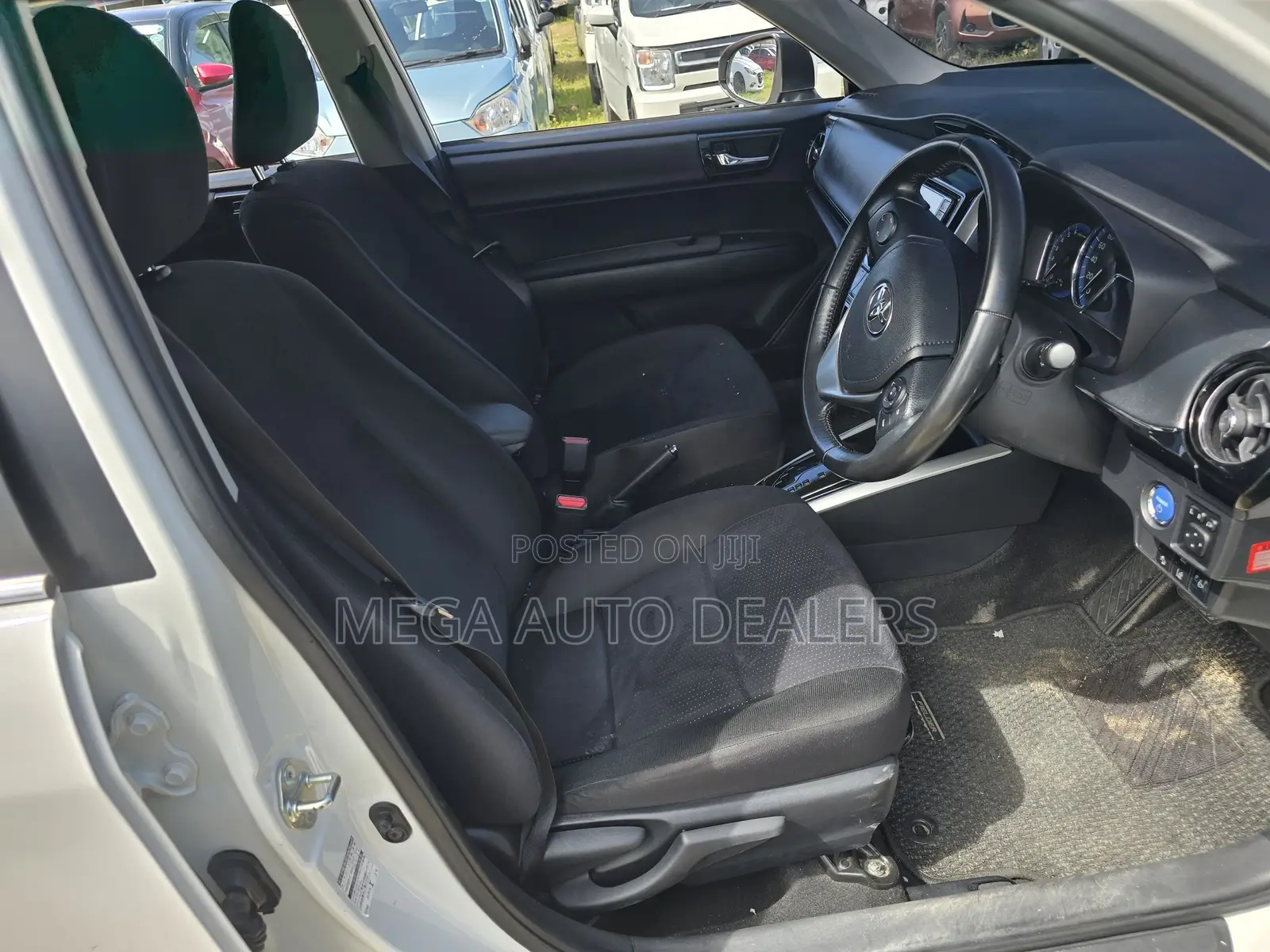 Toyota Corolla Fielder 2018 White
