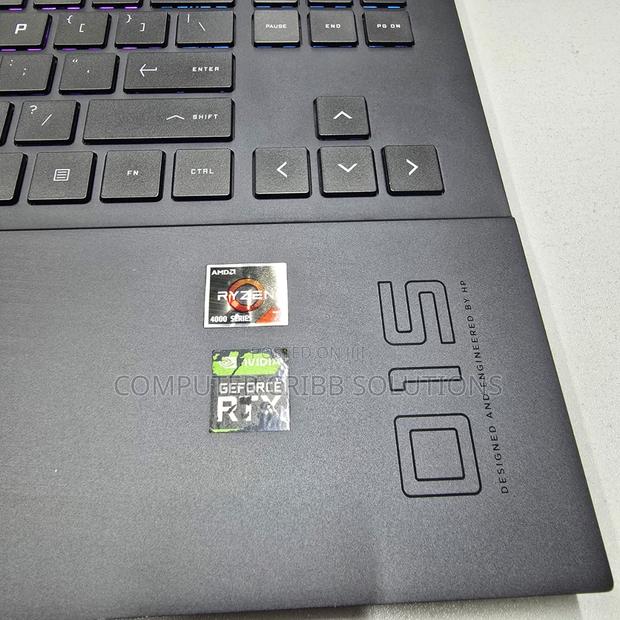 Laptop HP Omen 15 16GB AMD Ryzen 7 SSD 512GB - thumbnail 3