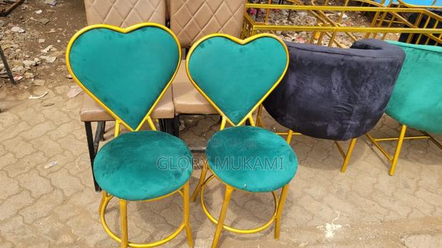 Manicure Love Chairs - main view