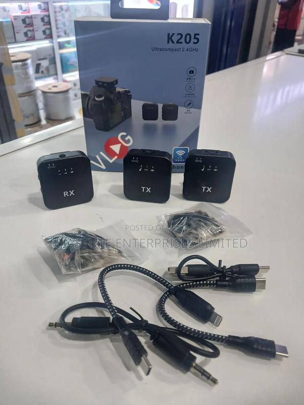 Professional Wireless Lavalier Mic – Type-C Charging - main view