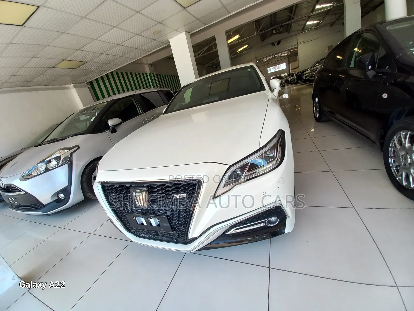 Toyota Crown 2019 White