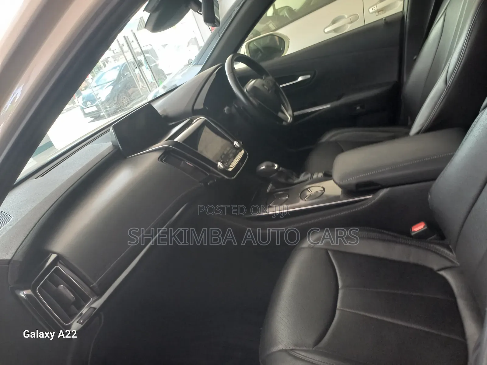 Toyota Crown 2019 White