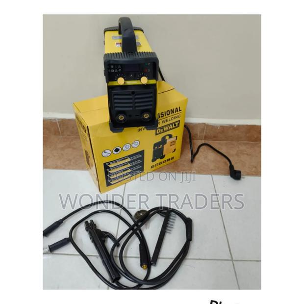 Dewalt 500amps Welding Machine - main view