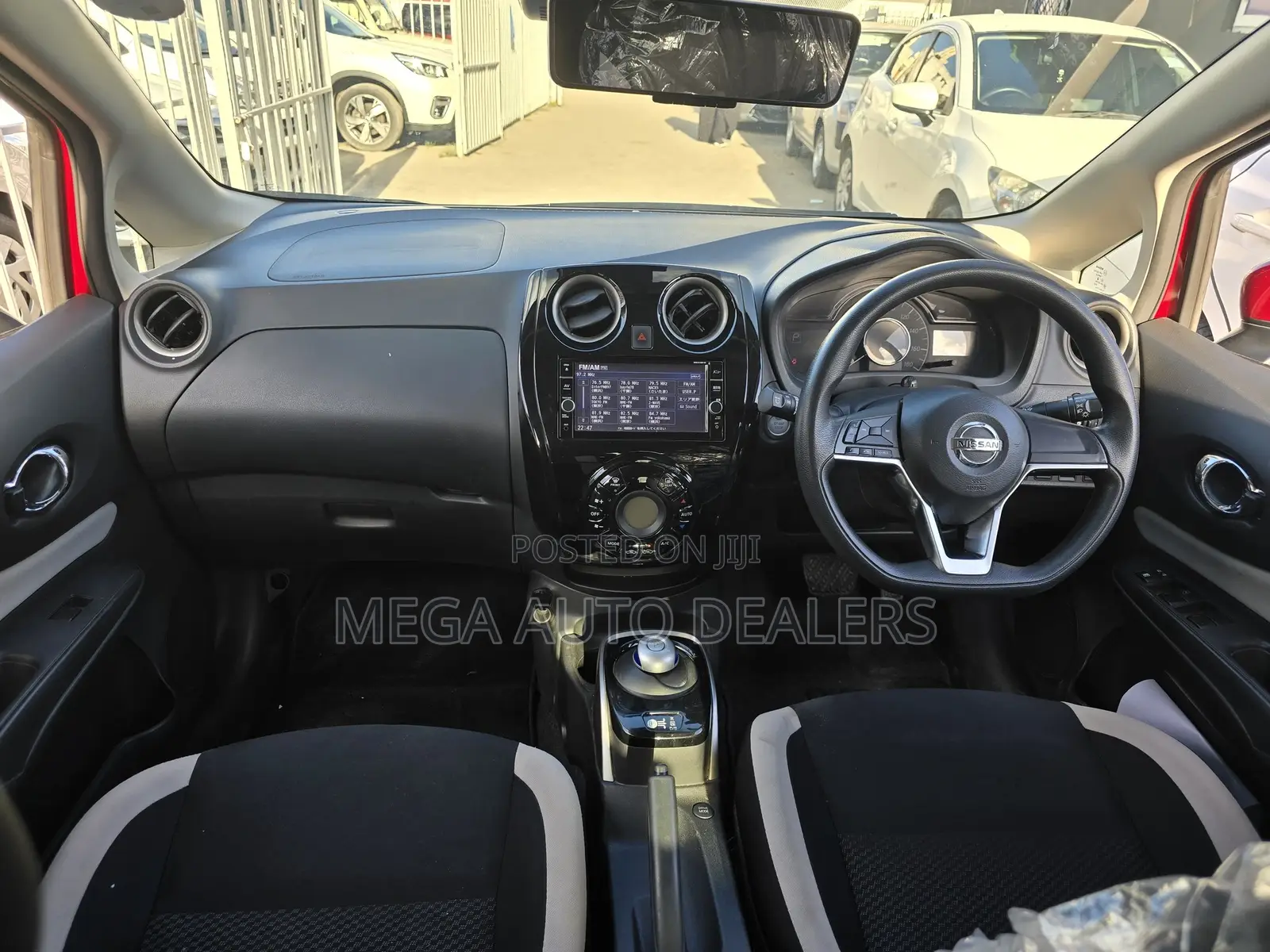 Nissan Note 2018 Red