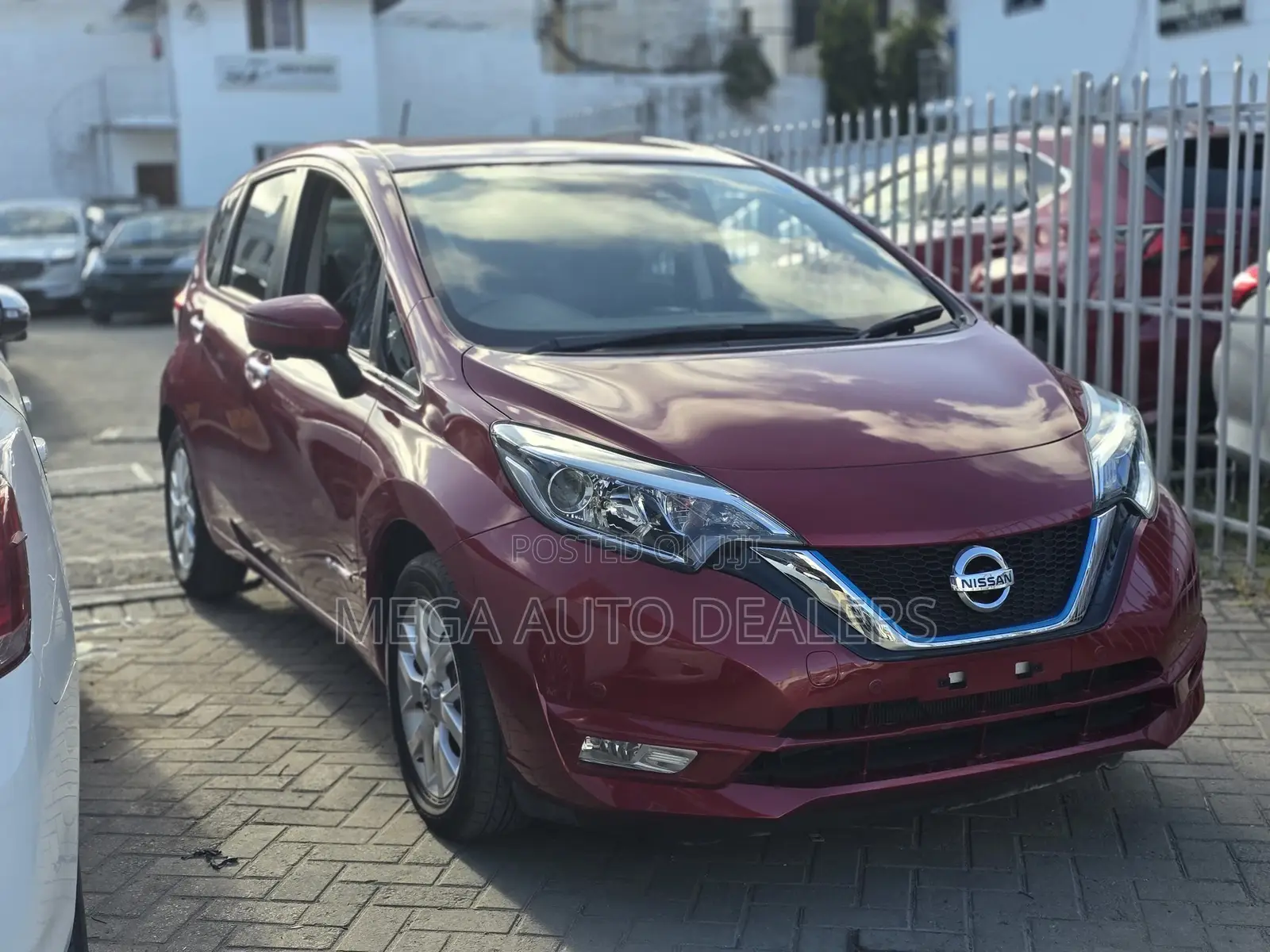 Nissan Note 2018 Red