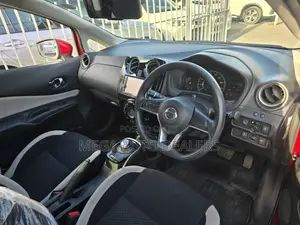 Nissan Note 2018 Red