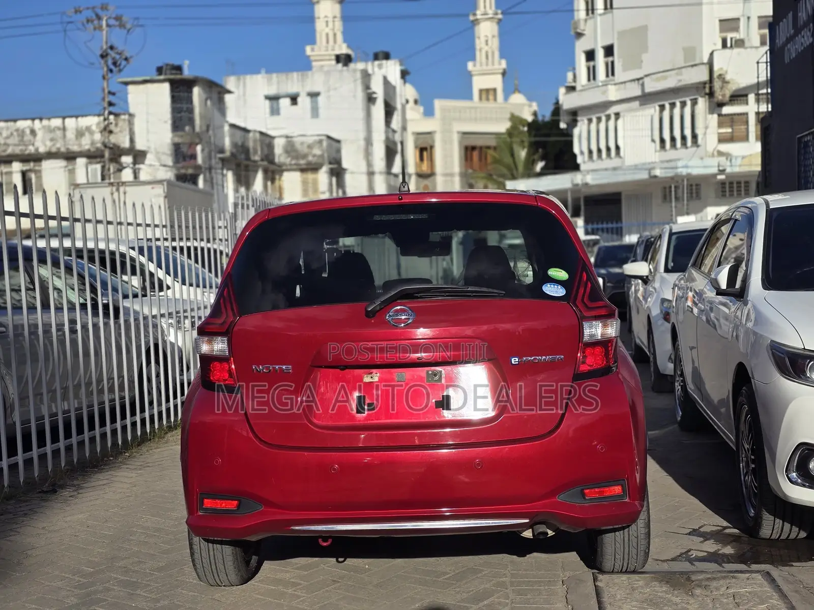Nissan Note 2018 Red