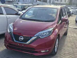 Nissan Note 2018 Red