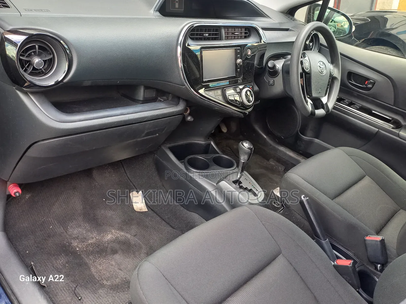 Toyota Aqua 2019 Blue
