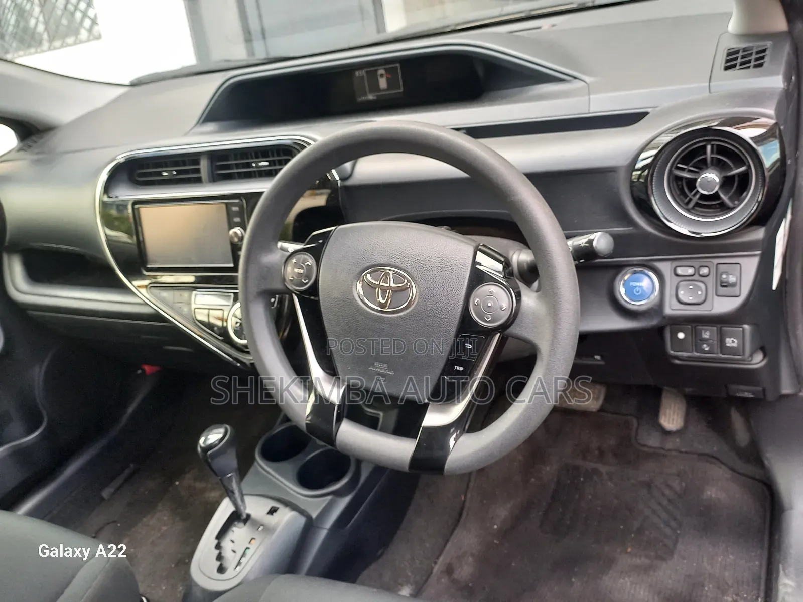 Toyota Aqua 2019 Blue