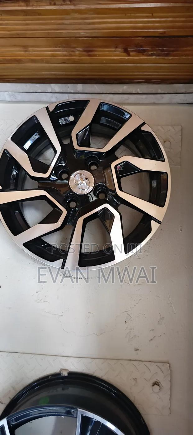 Chrome Rim Size 14 Stand 4 - thumbnail 2