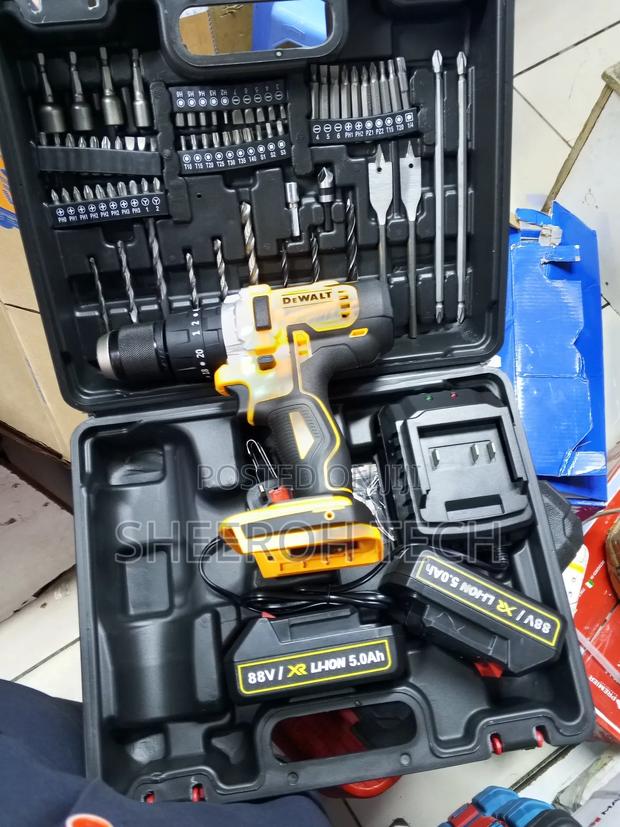 Dewalt Cordless Drill 88v - thumbnail 2