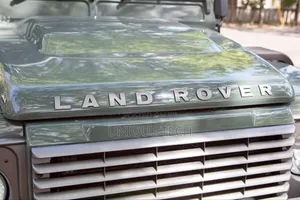 Land Rover Silver Body Emblem Badge