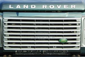 Land Rover Silver Front Emblem Badge - thumbnail 2
