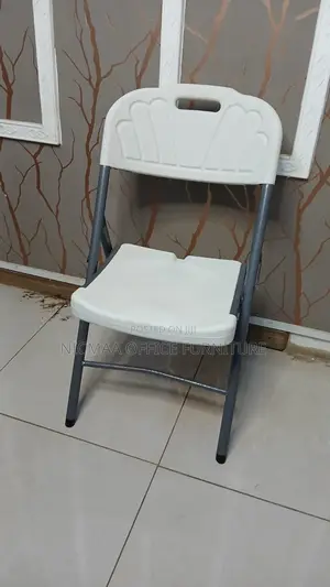 Flexible Foldable With Strong Steel Legs Chair