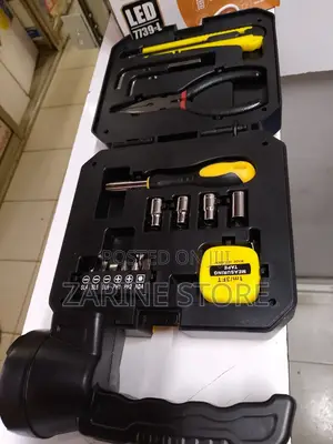 Solar Portable Lamp Dual Light Ac/Dc Charging With Tool Kit
