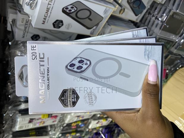 Jprotect Magnetic Case for Samsung Galaxy S20 Fe - Transparent - main view