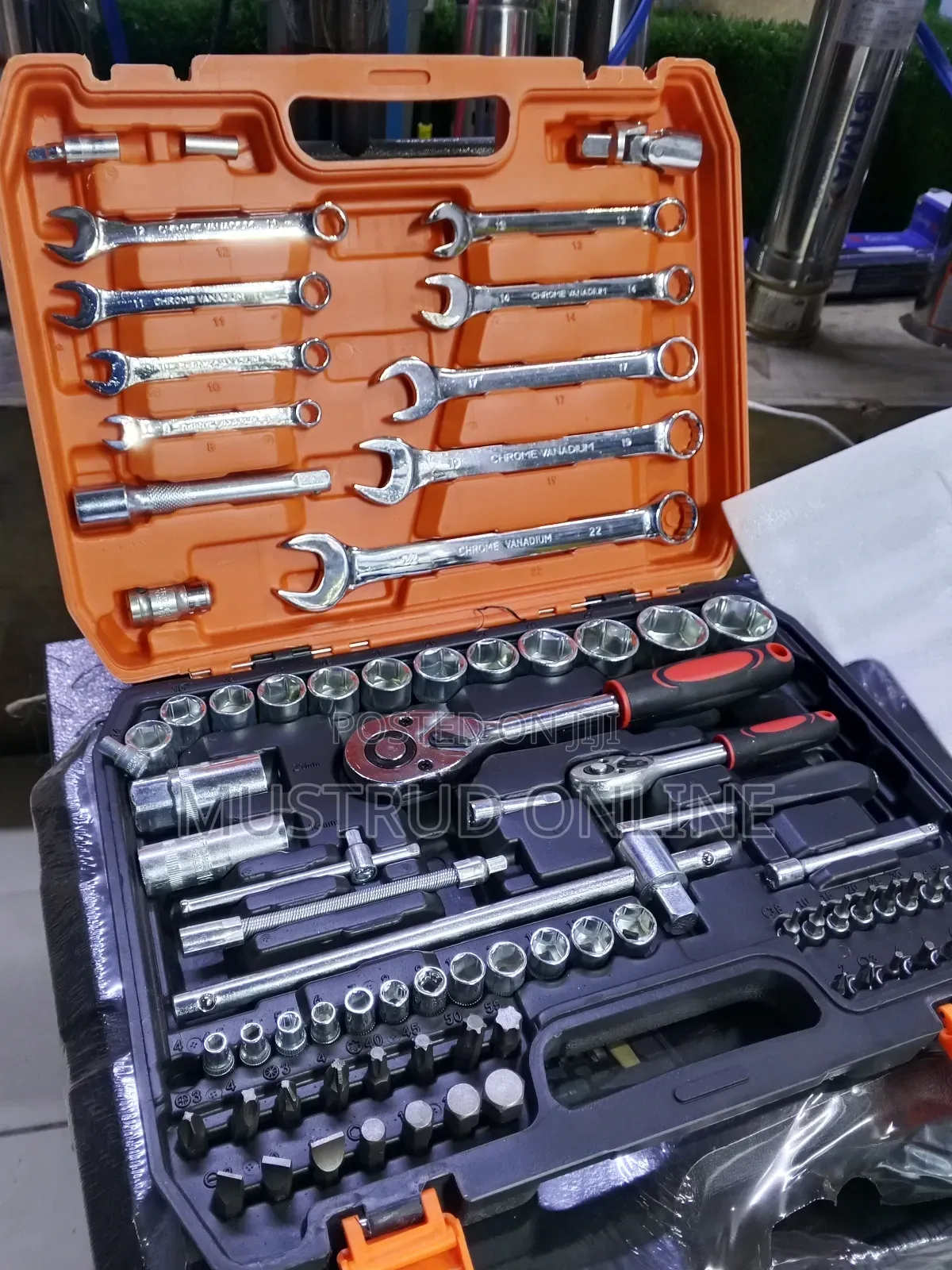 82 Pieces Socket Wrench