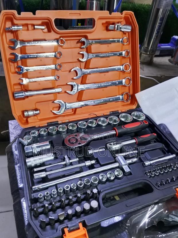 82 Pieces Socket Wrench - thumbnail 2