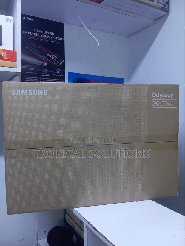 Samsung 32" Odyssey G50d QHD Gaming Monitor - thumbnail 3