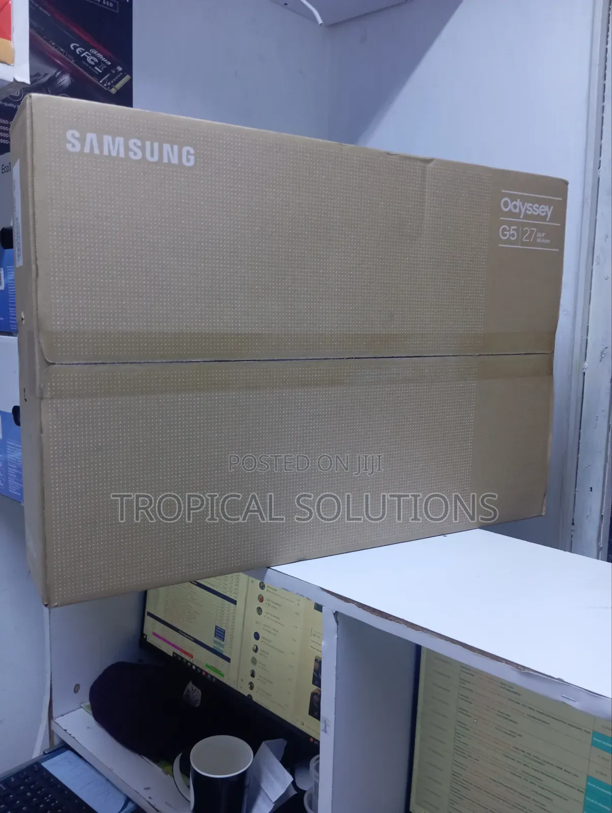 Samsung G50d 27 Inch Monitor QHD Gaming Monitor