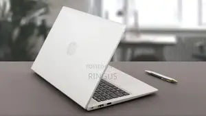 Laptop HP EliteBook 860 G10 16GB Intel Core i5 SSD 512GB