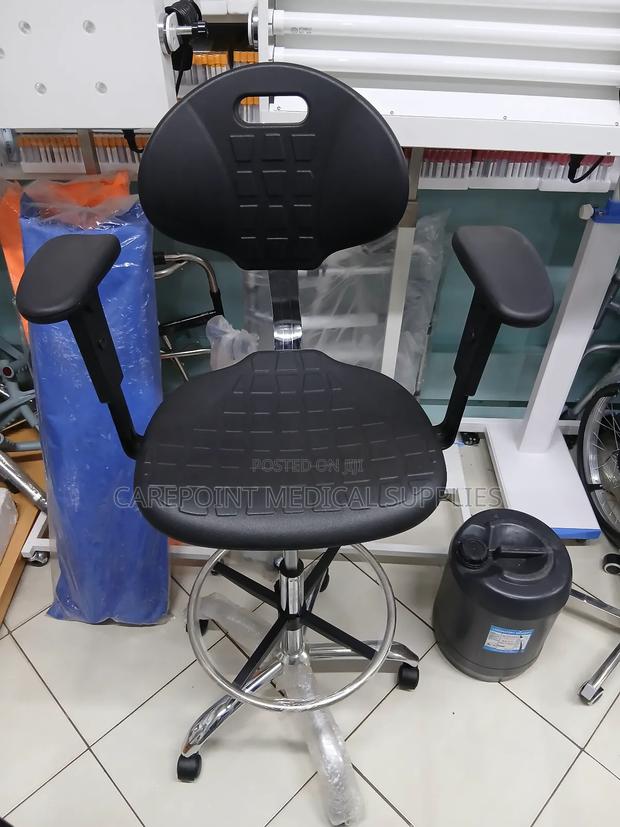 Adjustable Doctor's Stool With Backrest And Armrest - thumbnail 2