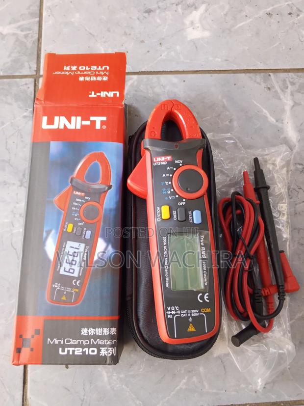 Mini Clamp Meter. Ut210d - main view