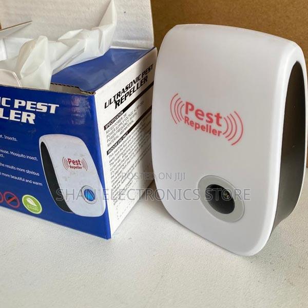 Ultrasonic Pest Repeller,Electronic Plug in Indoor Pest Repellent