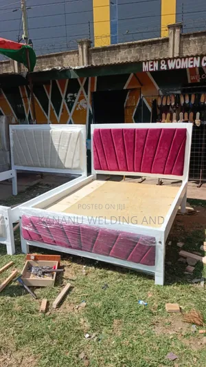 Maroon and White Mocket Bed