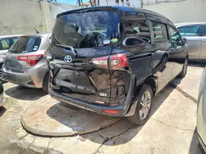 Toyota Sienta 1.5 Hybrid FWD (6-seater) 2019 Black