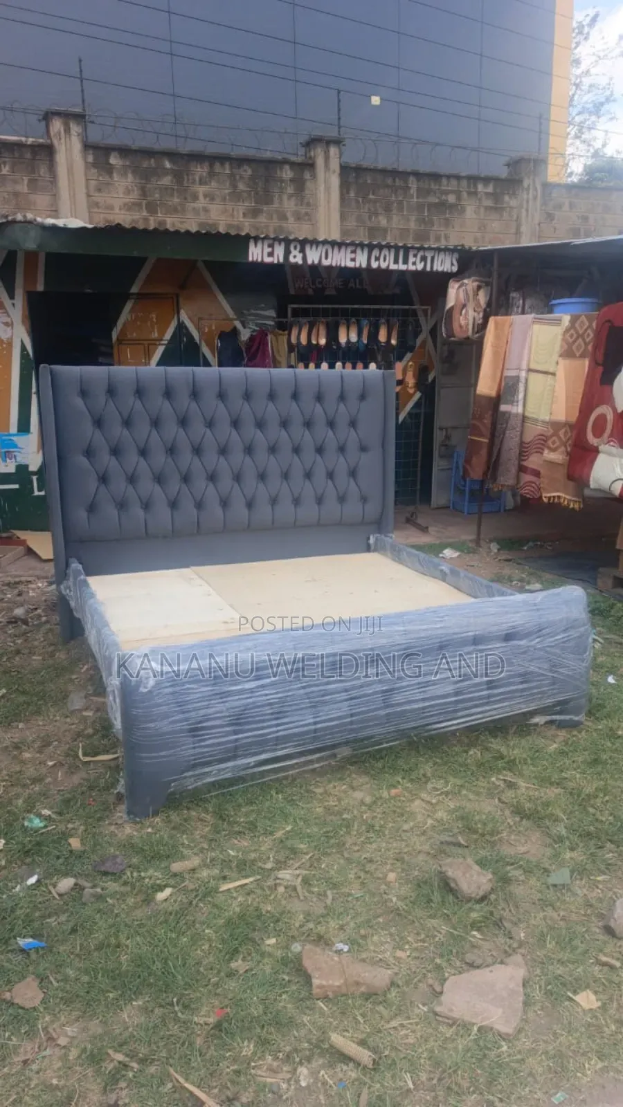 Grey Full Chester Bed