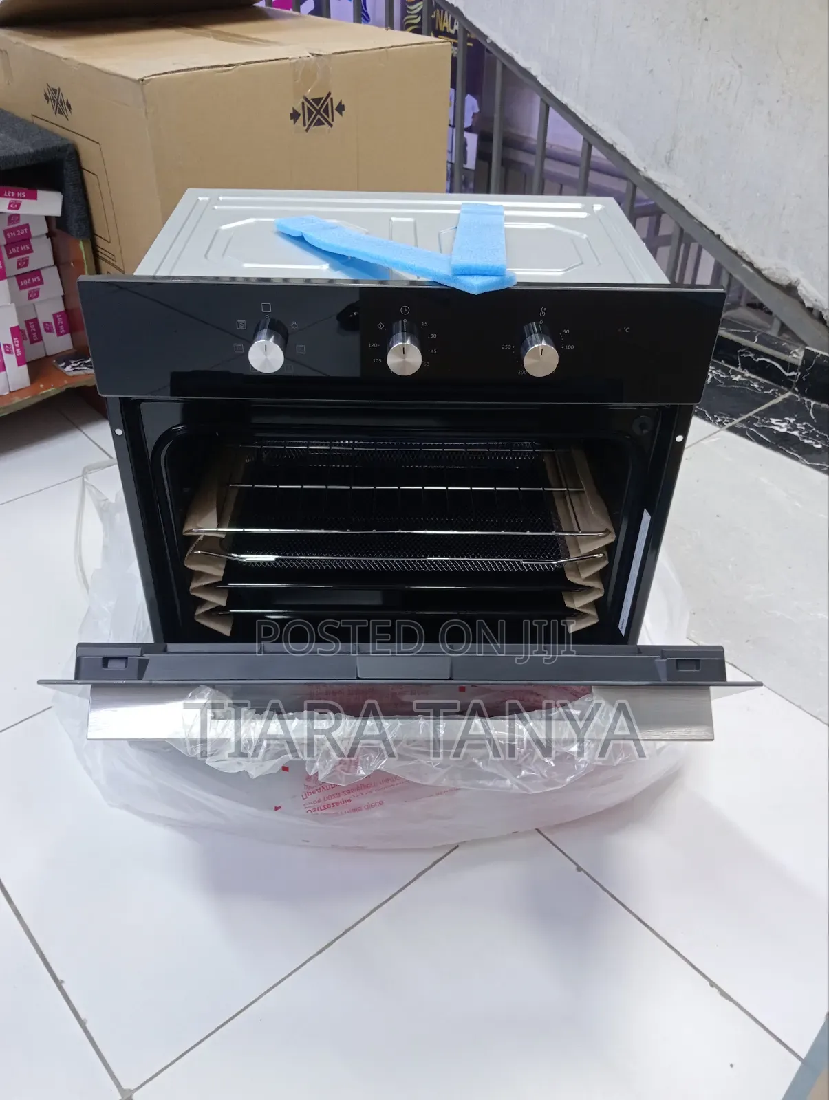 Haier 60cm Inbuilt Oven With 67 Litres Black