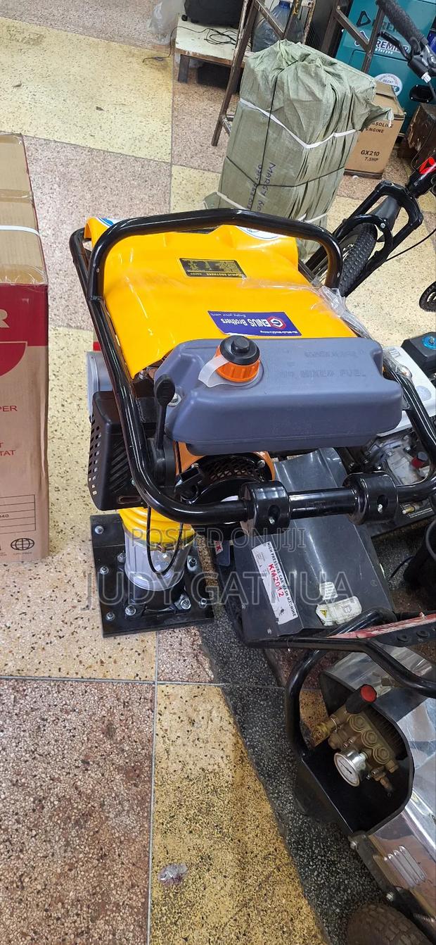 Tamping Rammer - thumbnail 4