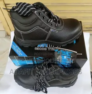 All Sizes Safety Shoes. Boots