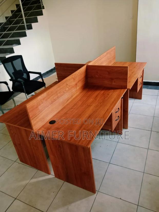 Partitioned Working Station - main view