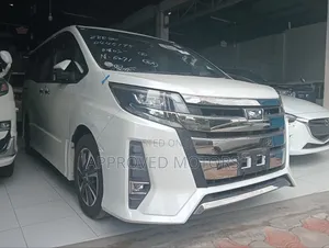 Toyota Noah 2019 White